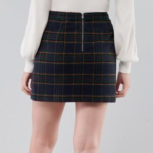 Hollister short navy blue plaid tight skirt S